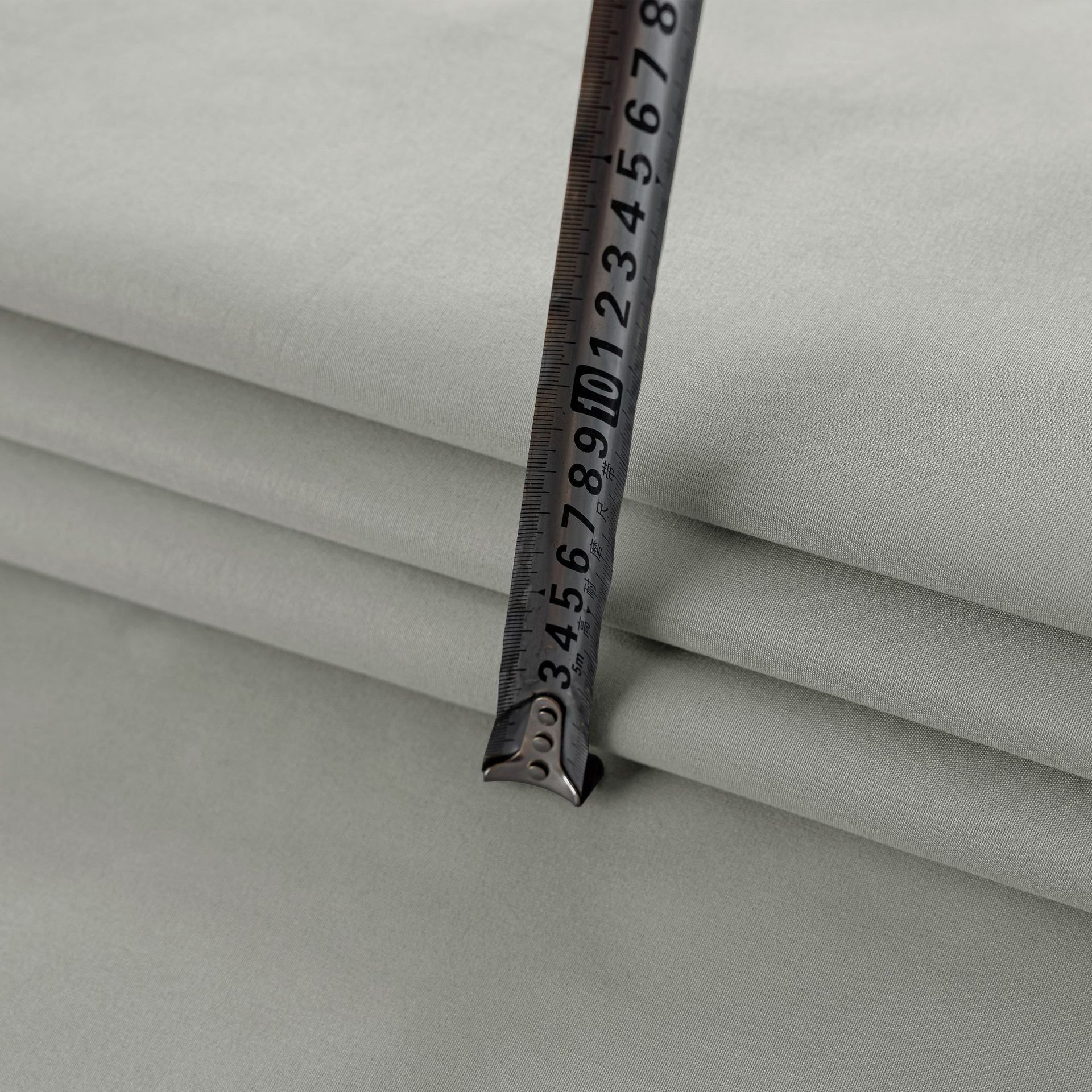 Nuevo invierno transfronterizo cortinas de algodón a prueba de viento, aislamiento térmico, espesamiento, aislamiento térmico, productos acabados de algodón intercalado, comercio exterior, cortinas de piso