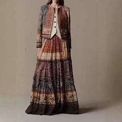 小衆intothe同じタイプのレトロなプリントA字半身のシフォンのロングスカートはボヘミアン風のロングスカートをつなぎ合わせます。
