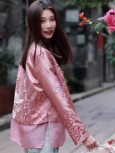 新中式穿搭国风盘扣粉色提花外套女2024新款时尚洋气宽松内搭套装