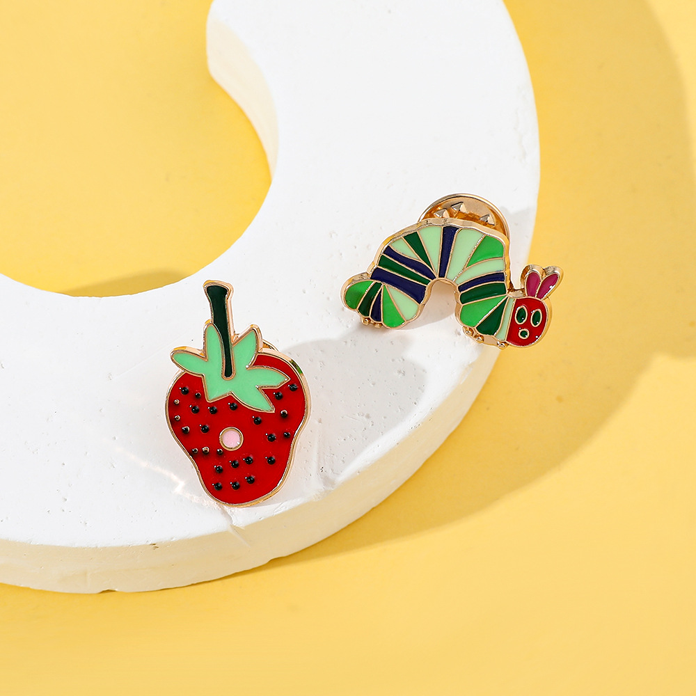 4g Weight Brooches Classification Holiday, Daily Occasion Alloy Material Cartoon, Strawberry Pattern Unisex Gender Enamel Design Casual, Cute Style Casual Cute Pin Cartoon Strawberry Alloy Enamel Unisex Brooches 5