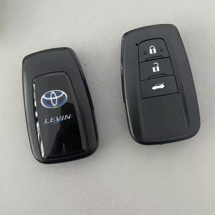 Suitable for Toyota Corolla Lingshang Ralink Smart Card Remote Key 4A Chip Board Number 2000
