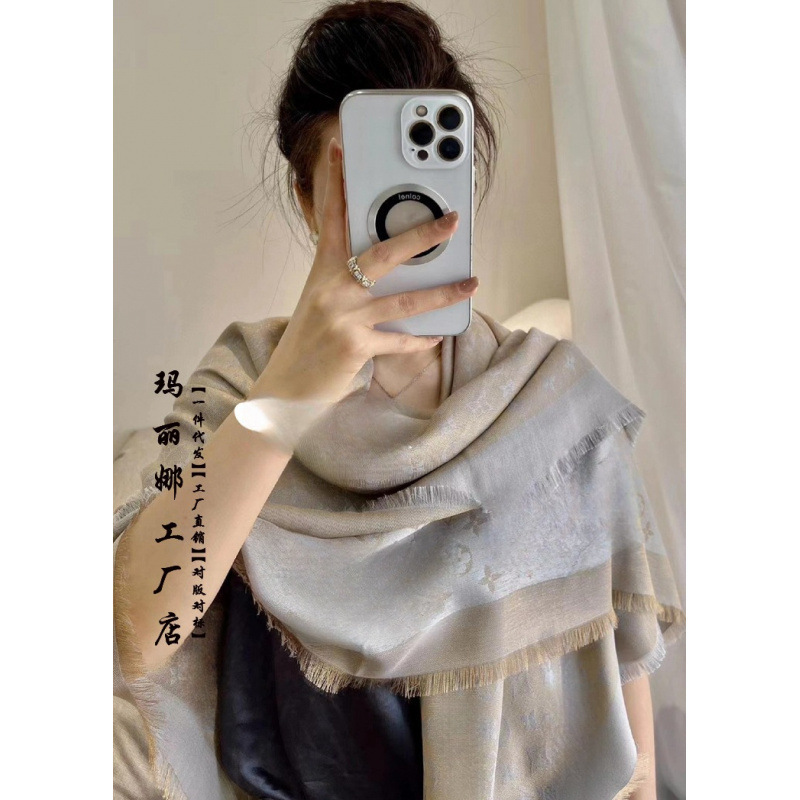 高バージョンのウールシルクゴールドとシルバー糸の大きな正方形のスカーフ女性のハイエンドスカーフ暖かい装飾旅行ショール|undefined