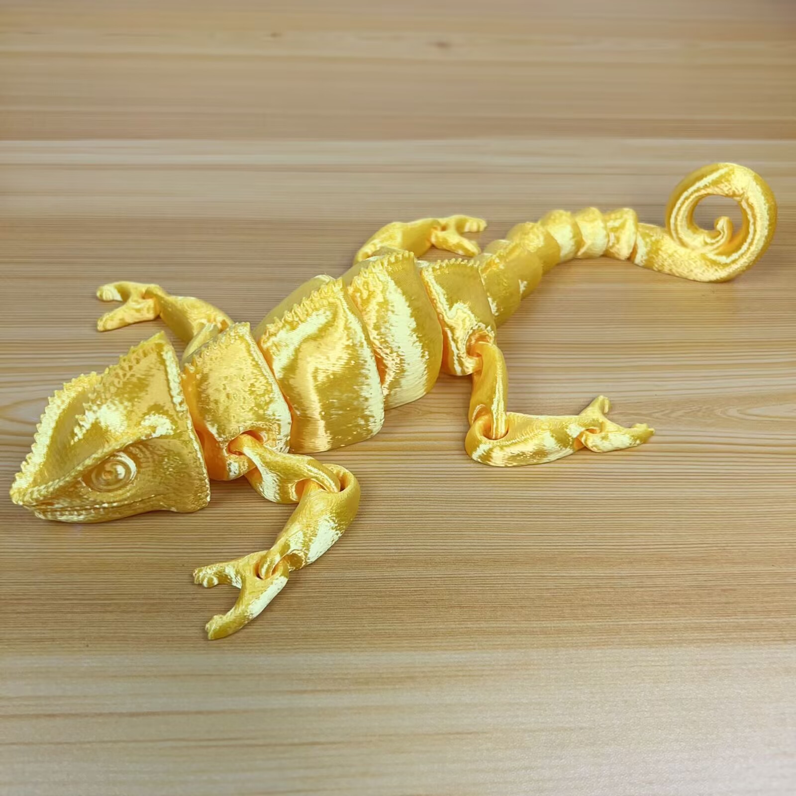 카멜레온 [골드] 관절이 가동됩니다