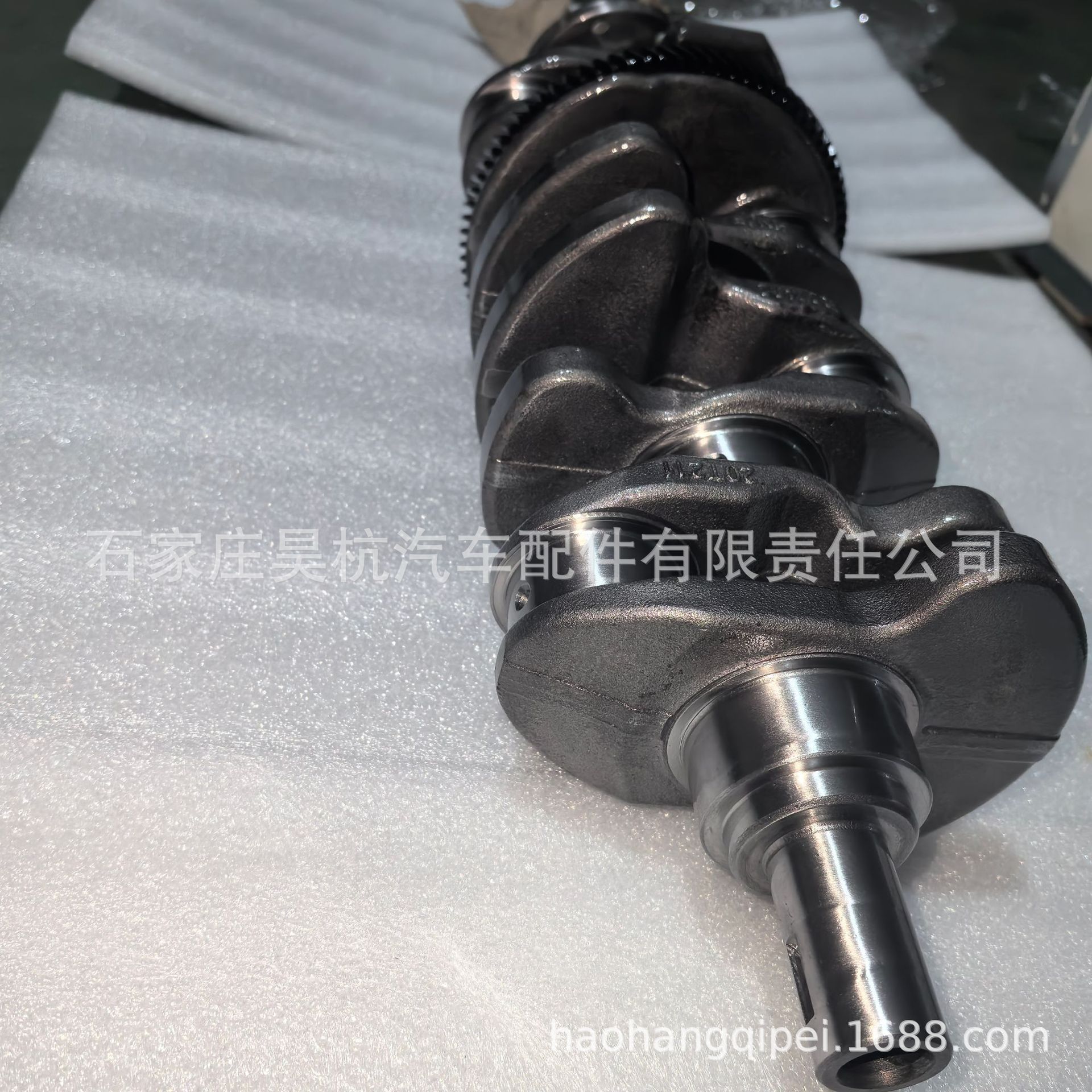 For m274 Mercedes-Benz S350 C180 R350 m270 engine 2.0 crankshaft OM 2740300201