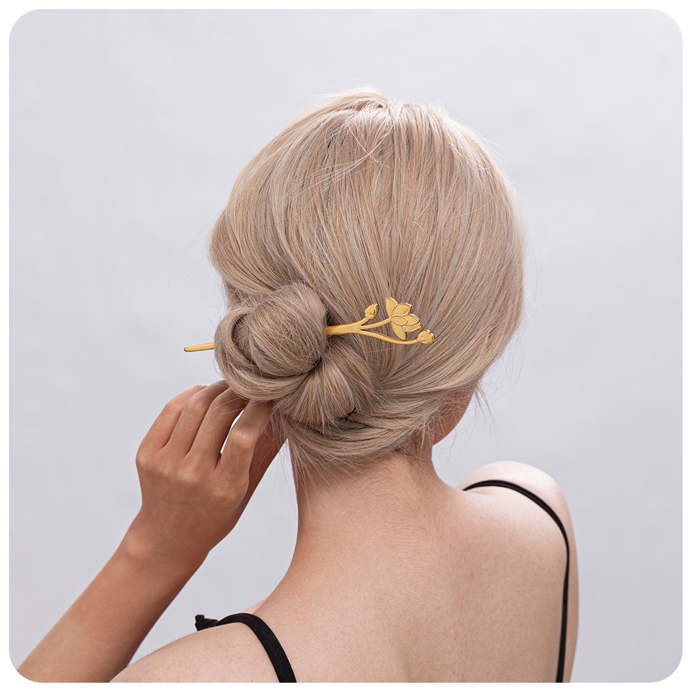 TENA loto transfronterizo de acero inoxidable tierno temperamento 18k oro titanio flores joyas transfronterizas joyas de venta caliente