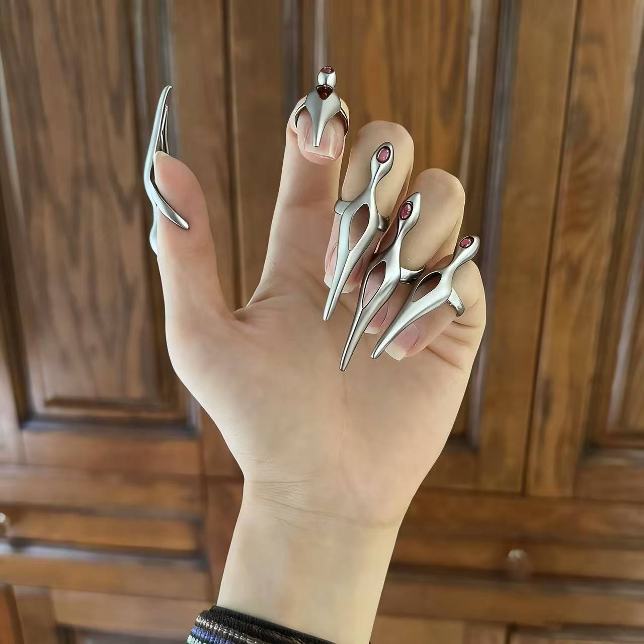 Single Gothic Punk Dark Design Niche Fidget Cosplay Armor Nail Unisex Ring_voghion.com