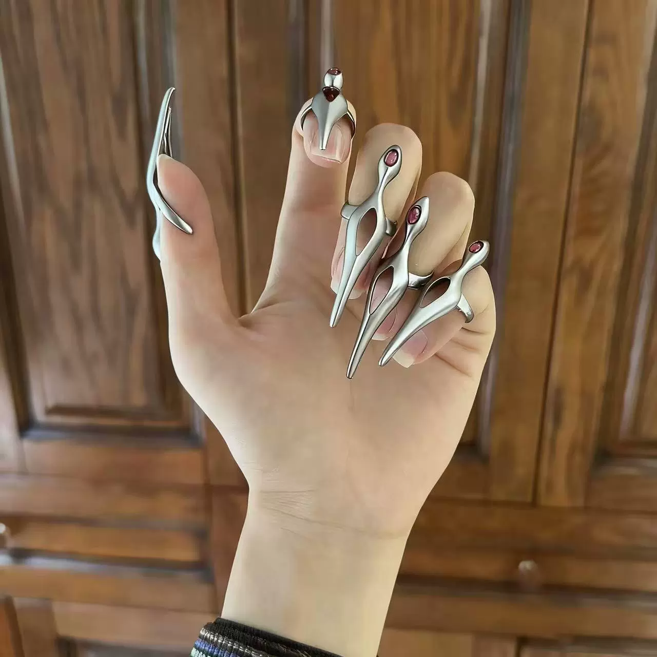 单只1个亚文化哥特朋克暗黑设计小众指尖戒cos护甲指甲戒中性戒指