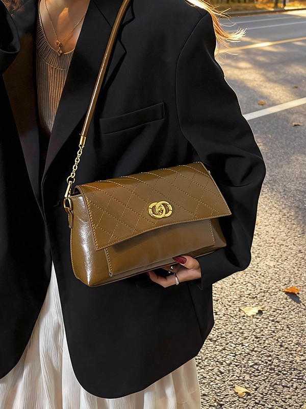 Bolso de mujer venta caliente transfronteriza nueva cadena de diamante bolso de hombro pequeño viento de fragancia alta humedad de moda lujosa bolsa de mochila ligera