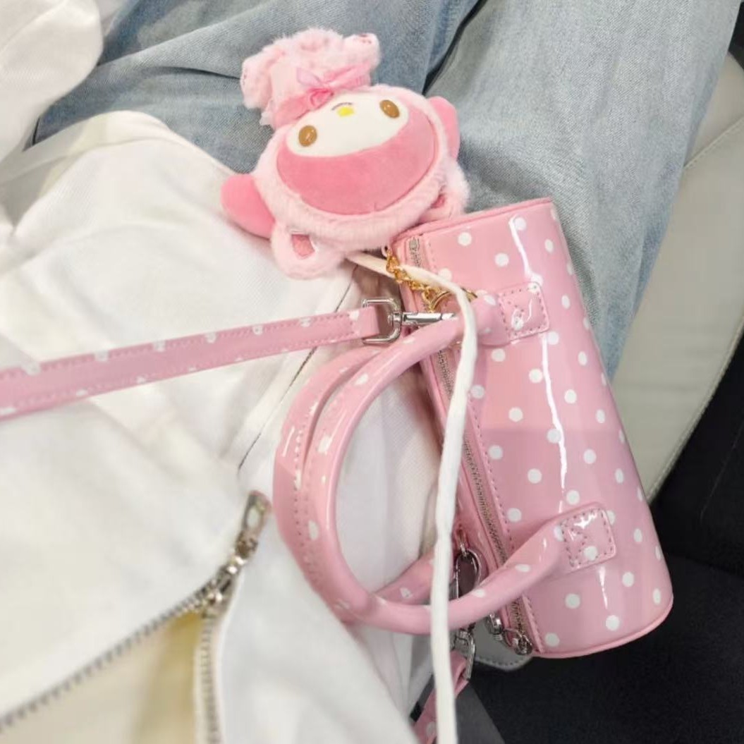 펜던트가 없는 핑크