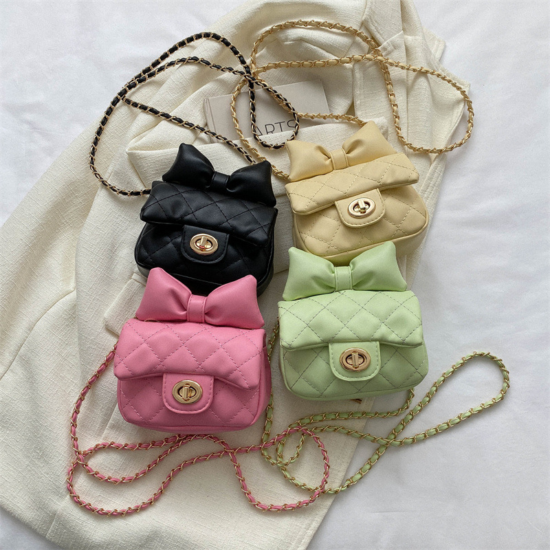 Girls Mini Crossbody Bag Fashionable Internet Trendy Chanel Style Chain Shoulder Bag Baby Mini Children's Wear Accessories Coin Purse Girls Mini Crossbody Bag Fashionable Internet Trendy Chanel Style Chain Shoulder Bag Baby Mini Children's Wear Accessories Coin Purse
