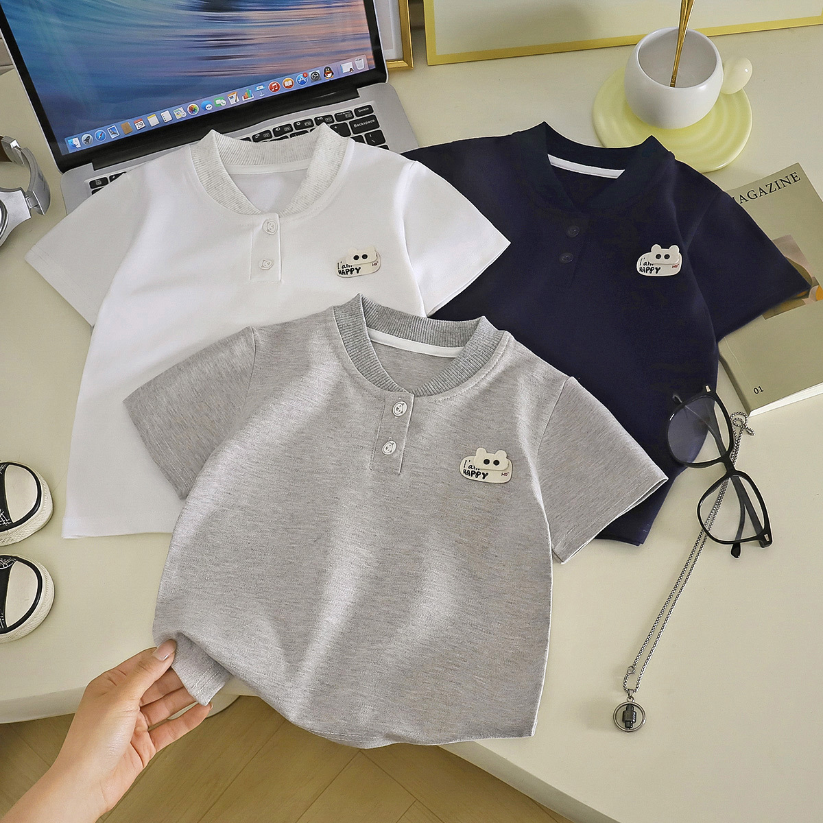 New summer short-sleeved T-shirt for boys, pure cotton Henley collar polo shirt, breathable, casual and versatile top.
