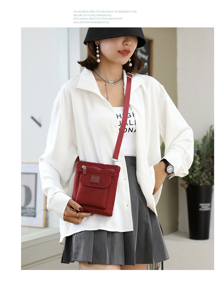 A new minimalist crossbody bag for women, a streetwear portable crossbody bag, water-resistant phone bag and waist bag undefined
