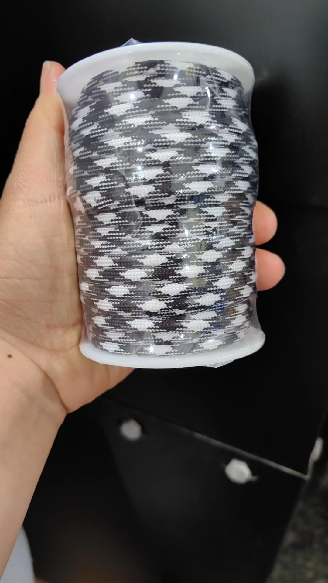 Camuflaje blanco y negro * 31 M 9 núcleo cuerda paraguas carrete