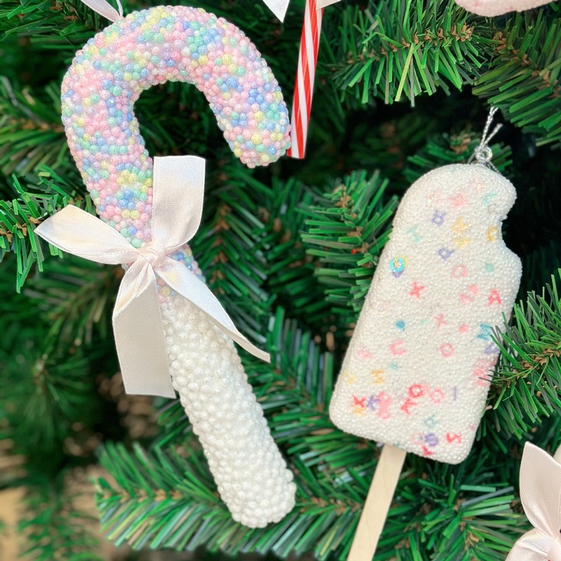 国境を越えたカラフルな泡の装飾品クリスマスツリーのペンダント雪だるまの道具かわいい姜パイ人ドーナツアイスクリームキャンディー|undefined