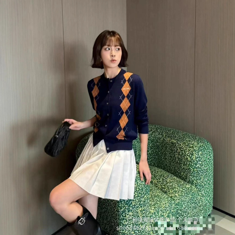 南油女装M+25早秋夏新款复古撞色菱格休闲长袖圆领针织衫女装毛衣|undefined