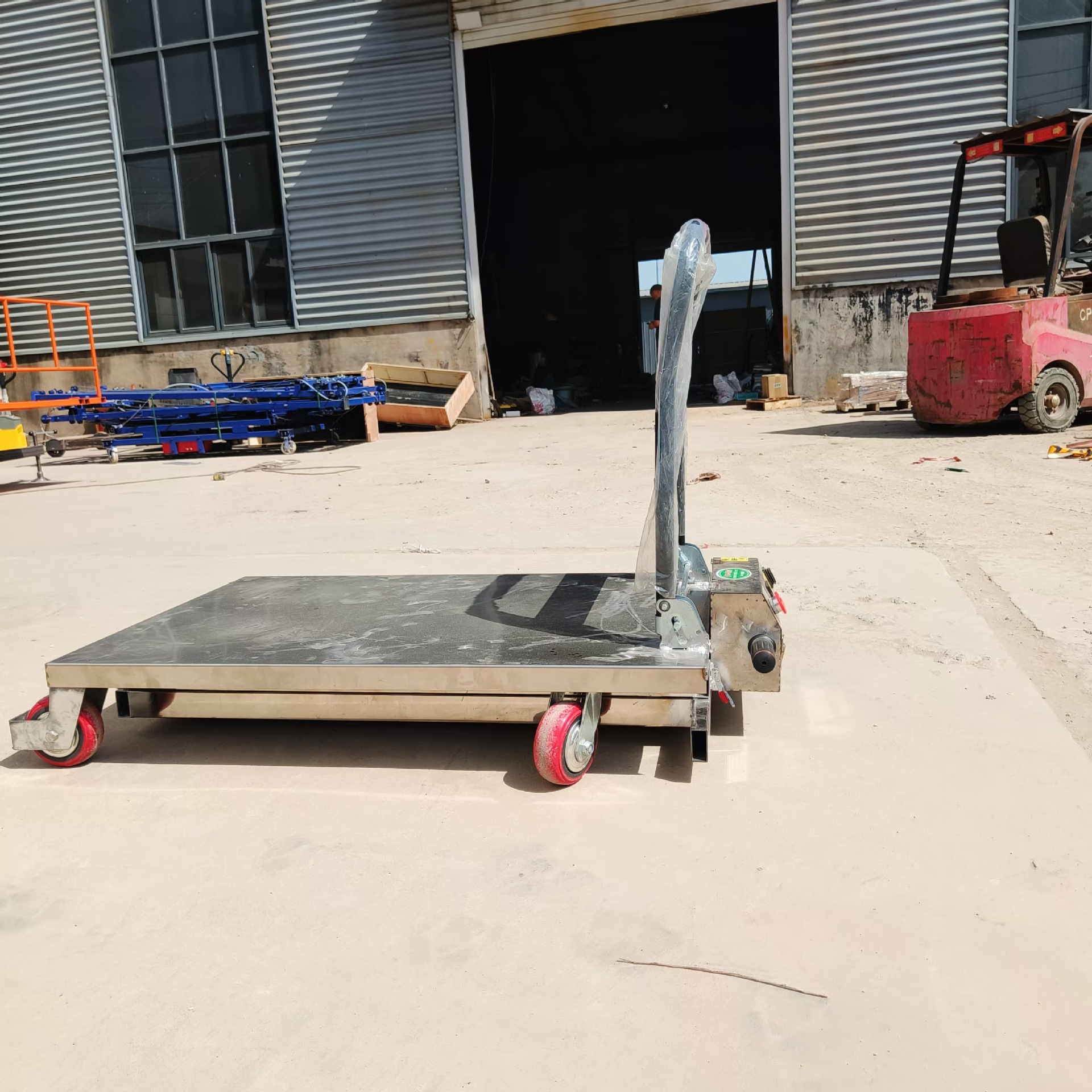 不锈钢随车平板车液压随车升降车喜目雷克车同款随车手推车