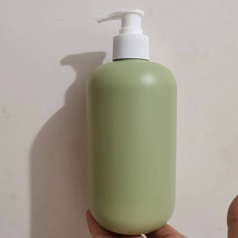 500mlランジェリー浄水瓶丸肩入浴露瓶リンスシャンプー空瓶乳液分注瓶PEペットボトル|undefined