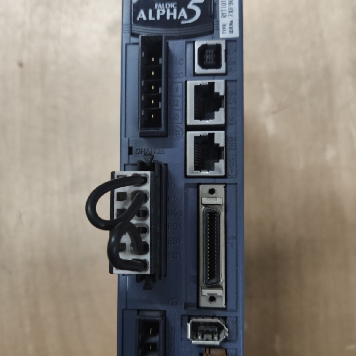 富士伺服驱动器RYT101D5-VS2现货RYT101D5-VS2原装拆机，测试完好