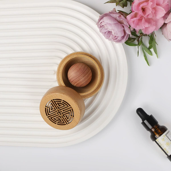 Aromatherapy box + 35MM red cedar wood balls (natural wood fragrance)