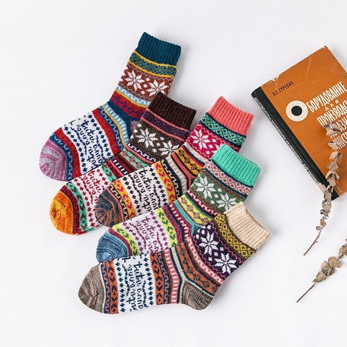 Winter New Arrival: Women's Thickened, Chunky-Knit Ethnic-Style Rabbit Wool Socks – European & American Style Women's Socks