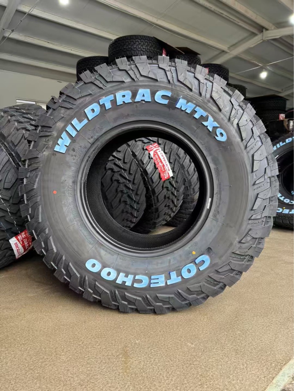 Brand New Original Mt Off-Road Tires 265/75R16 285/75R16 35X12.5R17 37X13.5R17