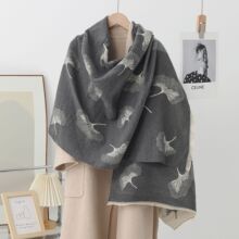 新款秋冬女士时尚复古小香风高级感双面提花加厚保暖外搭围巾披肩