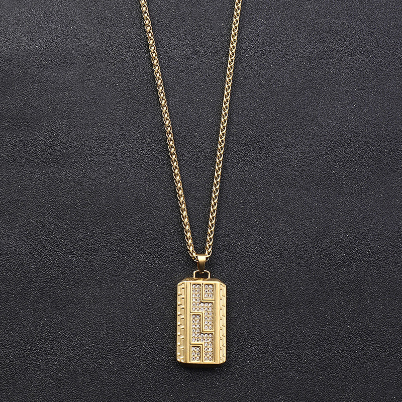 Transfronterizo caliente suministro de acero inoxidable personalidad Luz de lujo joyería de lujo Diamante de oro titanio colgante de acero collar fabricante