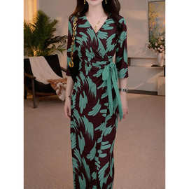 法式高级感度假风裹身连衣裙夏季新款气质绑带收腰显瘦A字裙9156