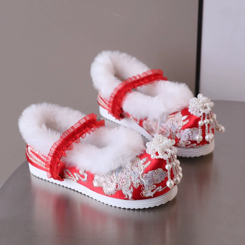 Новые зимние туфли Ханьфу для девочек 2024 года, праздничные детские туфли к Новому году, традиционные вышитые туфли для выступлений и танцев на мягкой подошве