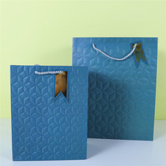 跨境外貿淺壓紋帶吊牌掛卡紙質白卡禮品袋子 單色210克白卡深壓紋