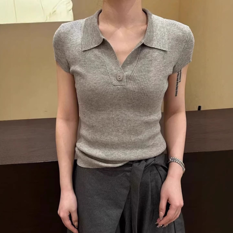 High-End and Stylish Gray Polo Collar Short-Sleeved Knit Shirt for Women, Summer 2026 New Model, Unique Turn-Down Collar T-Shirt Top High-End and Stylish Gray Polo Collar Short-Sleeved Knit Shirt for Women, Summer 2026 New Model, Unique Turn-Down Collar T-Shirt Top