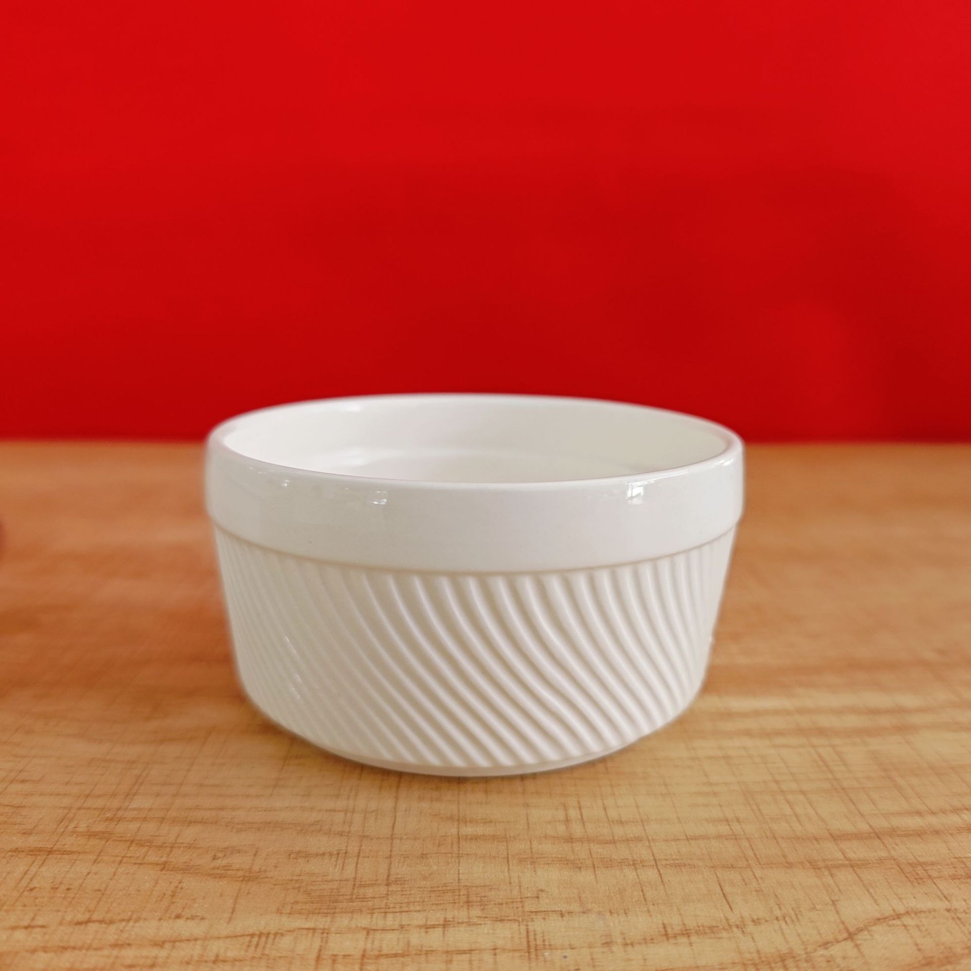 Cuenco de cerámica a rayas - Cuenco para repostería doméstica Cuenco para postres Taza para pasteles - Cuenco resistente al calor para repostería Cesta de mimbre