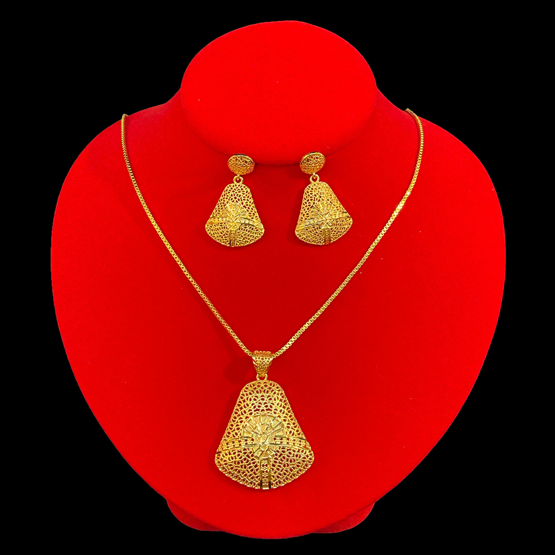 necklace
