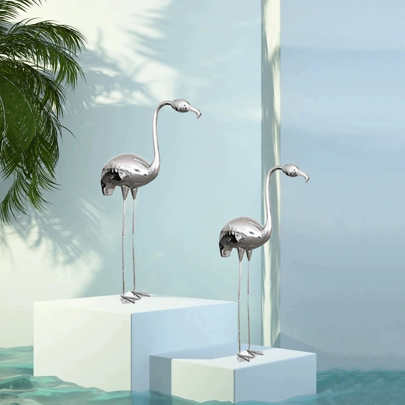 Прямые поставки с фабрики: скульптура из нержавеющей стали, имитация фламинго, декор для ландшафта отеля, украшение для улицы, маленький кран.