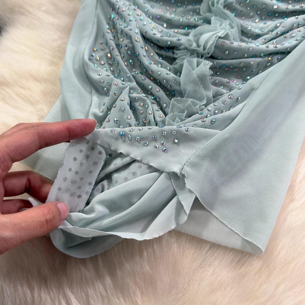 Women's Sparkling Sleeveless Vest High Neck Fishtail Top Sexy Alluring Inner Layer for Early Spring_ecoleips.com