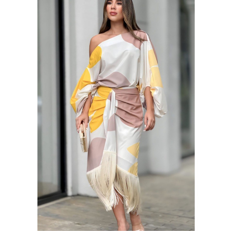 In-Stock European and American Cross-Border 2025 New Style Printed Lantern Sleeve Loose Top with Fringe Hem Skirt Women's Two-Piece Set