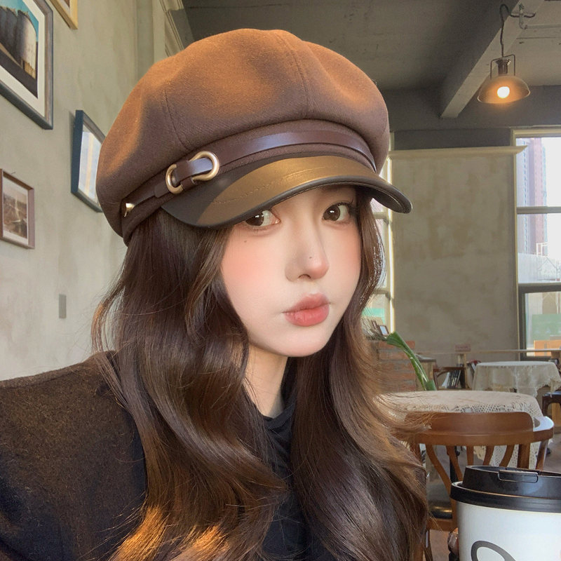 British Retro Brown Beret for Women, Autumn/Winter 2025 New Fashion Versatile Newsboy Cap That Makes the Face Look Smaller