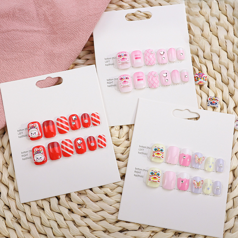 Nuevos productos de manicure infantil desgaste de dibujos animados de león despierto manicure infantil manicure