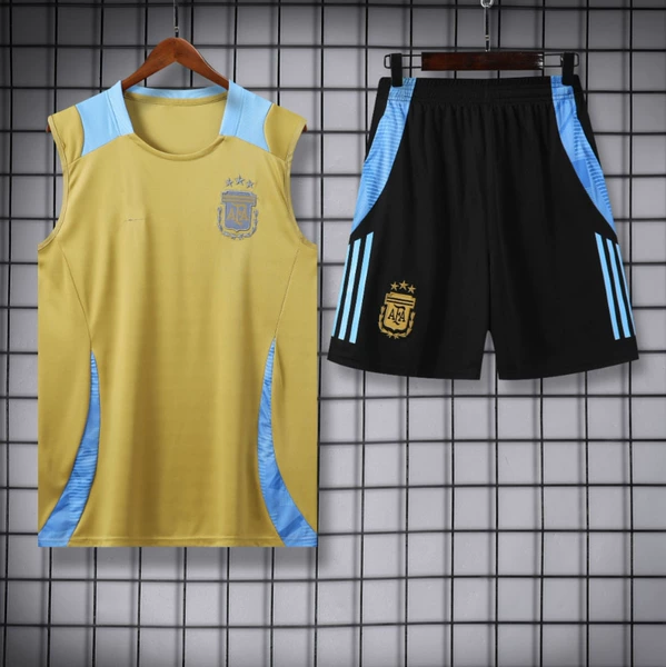 24-25 Agenyan training clothes 1