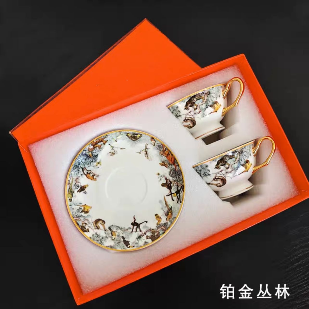 Corte europea transfronteriza retrógrada taza de café de porcelana casera doble taza de plato taza de cerámica taza de té de la tarde pareja