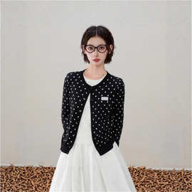 黑色波点假两件针织开衫女秋季早秋短款外搭正肩毛衣外套长袖上衣