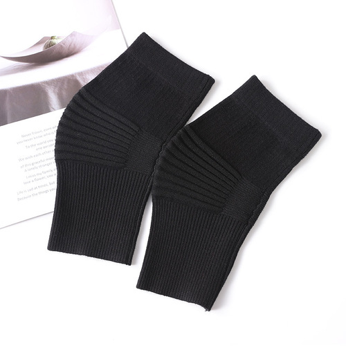 Cotton thin curved knee protectors to keep old cold legs warm in spring and summer for men and women lacquered joint sheath socks for sleeping in air-conditioned rooms without leaving a trace