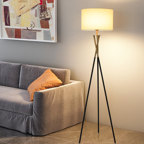 Retro American light luxury living room floor lamp creative hotel study bedroom bedside decoration vertical RGB atmosphere lamp