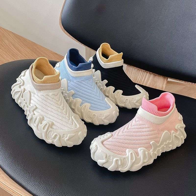 新款儿童袜子运动鞋2025软底透气女童宝宝脚蹬飞织鞋男童老爹鞋