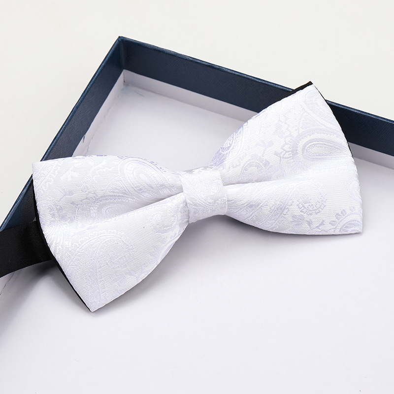 화이트 캐슈 나비 넥타이