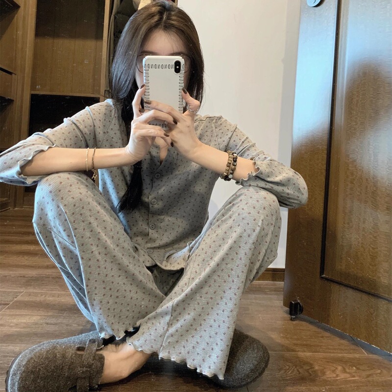 Korean-style sweet girly floral round-neck cardigan pajamas for women, spring and autumn 2026 new casual plus-size home wear set Korean-style sweet girly floral round-neck cardigan pajamas for women, spring and autumn 2026 new casual plus-size home wear set