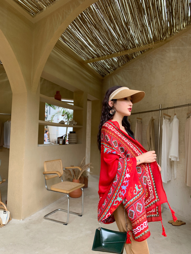 Ethnic Style Shawl Scarf Dual-use Sun Protection By The Sea Beach Scarf Red Large Gauze Scarf Female Desert Travel Photography Summer display picture 5