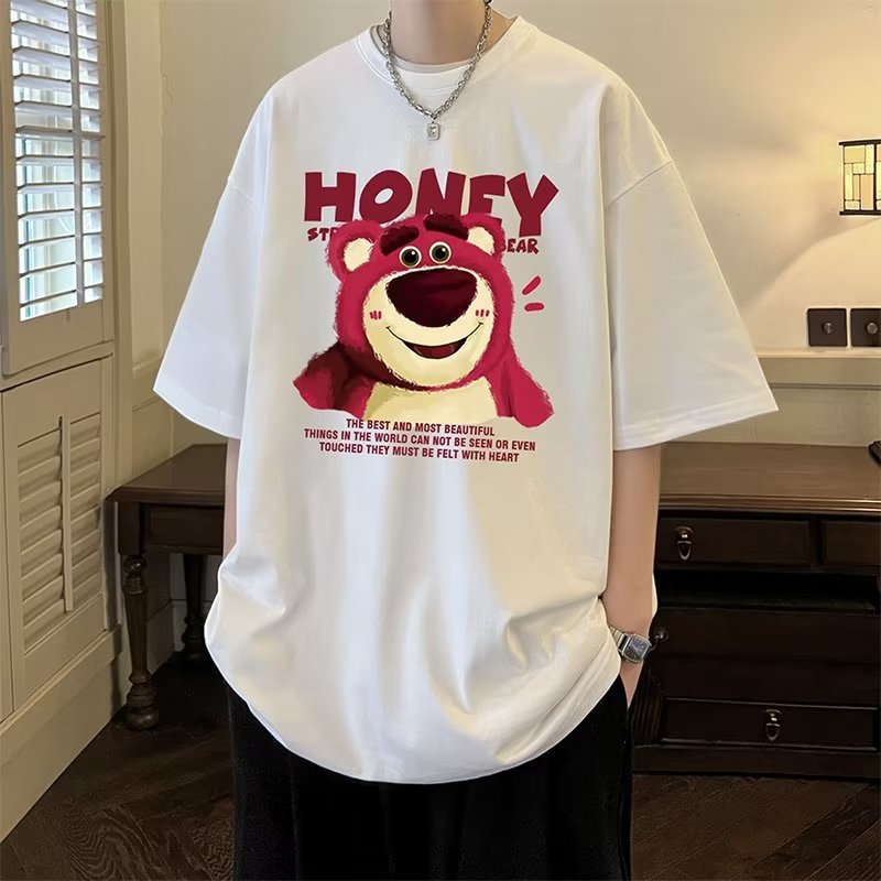 Hong Kong estilo Nueva camiseta de manga corta marca de moda de verano de los hombres fresa oso media manga camiseta americana retro suelta camiseta de los hombres de moda