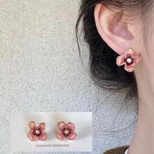 ���ݽ��仨�����ŮС����Ƹж����¿С�ɾ������챬�����