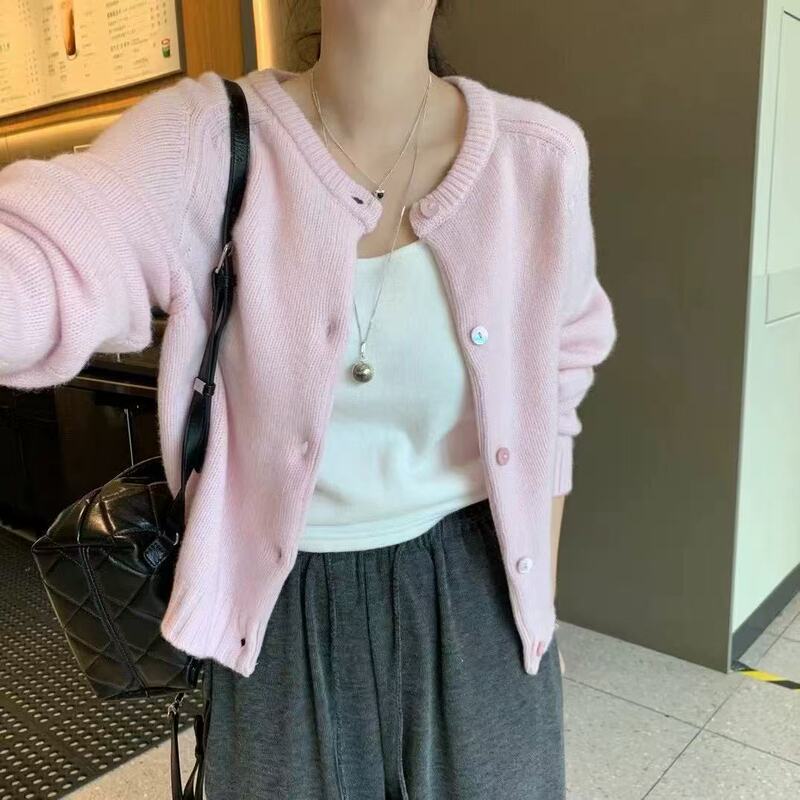 [Colorful Secret Realm] Smile Collar, Relaxed Feeling, Light and Soft Light Pink 100% Pure Wool Knitted Cardigan Korea